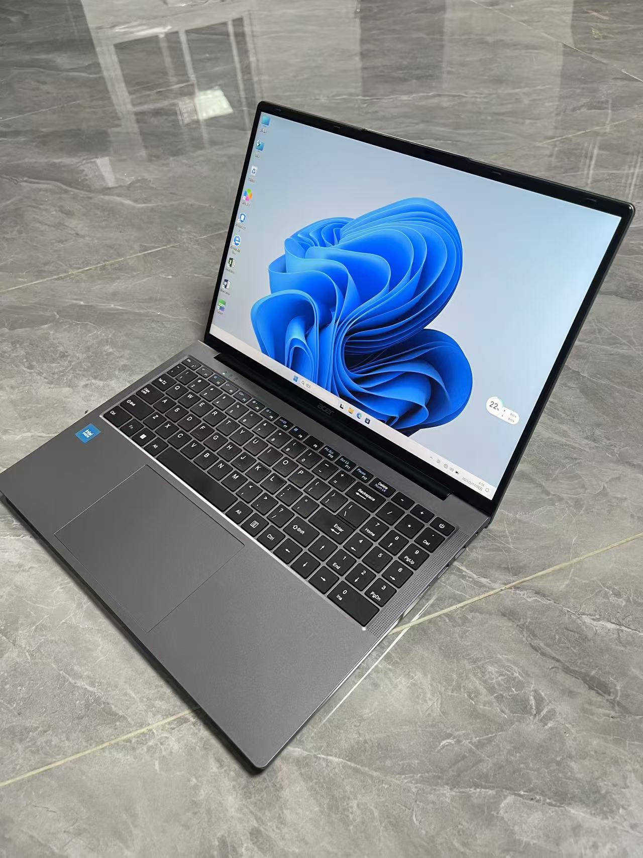 Second-hand 2024 Acer U-Leap Air16 Intel 14th generation 16-inch laptop i3-N305 16G+512G thin and light large screen (note that there is a problem with the touch analysis)